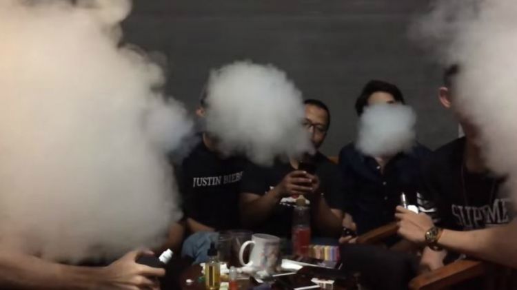 Sketsa Lucu: Pengguna Vape yang Ganggu Ala Duo Harbatah