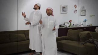 Video Lucu Parodi 'Duo Harbatah' Terinspirasi Iklan Ramayana