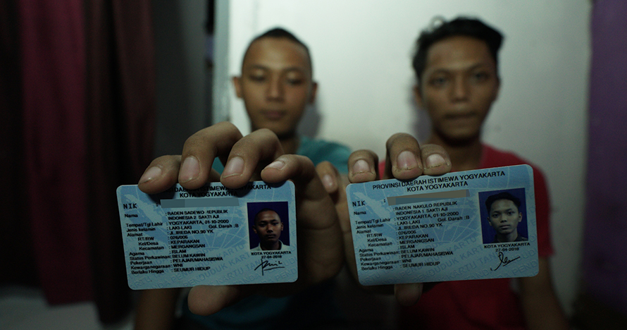 Dua remaja di Jogja ini punya nama unik, RI 1 dan RI 2