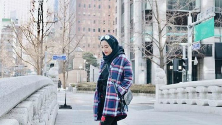 Inspirasi OOTD hits dan kekinian buat para hijabers biar makin kece!