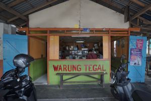 6 Fakta unik warteg, murah dan Indonesia banget