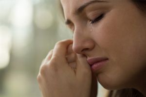 Apakah menangis bisa membatalkan puasa?