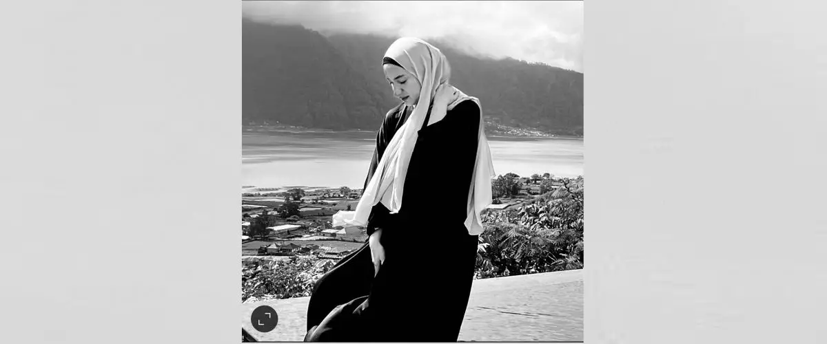 Gemar berbagi Jumat Berkah, 9 potret terbaru aktris 90-an Tia Ivanka