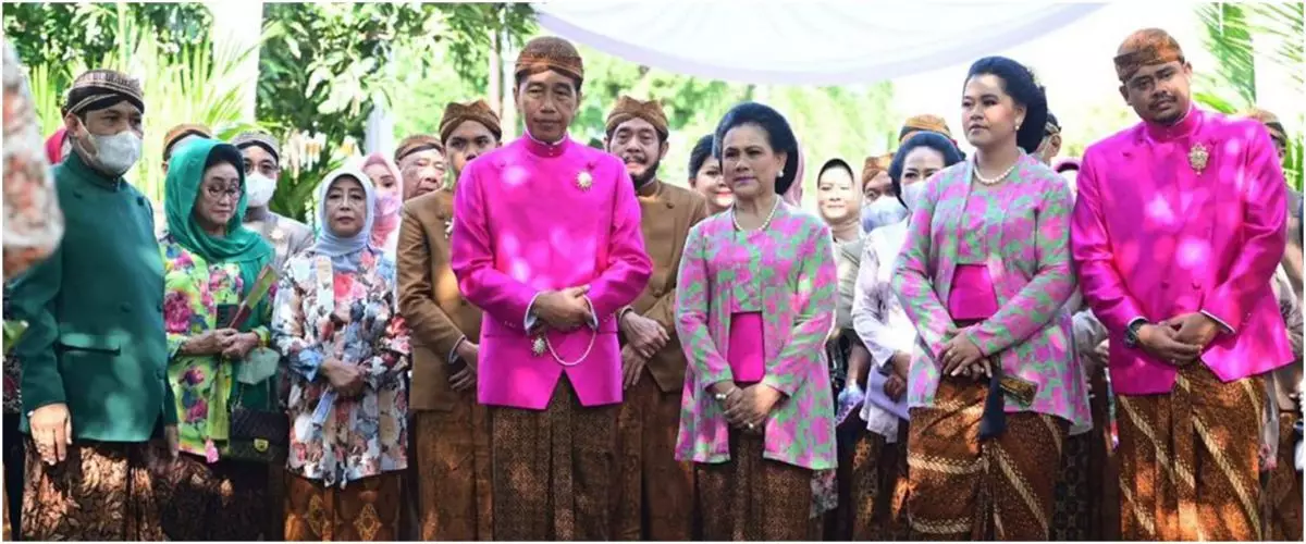 Intip 7 potret kediaman Presiden Joko Widodo di Solo, asri dan penuh barang artistik