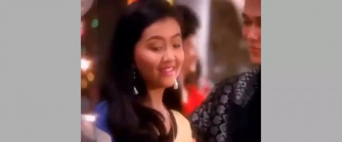 Wanita di iklan rokok ini ternyata kakak Nicky Tirta, intip 11 potret lawasnya yang memesona