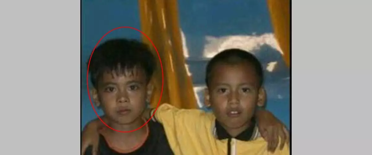 Bocah ini gedenya sukses jadi member boyband, kini banting setir kerja jadi kru wedding organizer