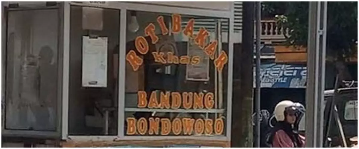 S3 marketing ketawa lihat ini, 9 potret kocak tulisan di gerobak roti bakar ini bikin gagal fokus