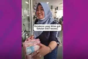 Wanita ini beli mobil dari hasil nabung 3 tahun di botol bekas
