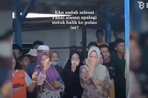 Momen haru mahasiswa KKN pamitan ditangisi warga sekampung