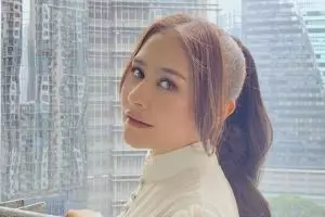 Cerita Prilly Latuconsina jadi dosen di UGM ungkap tolak upah mengajar