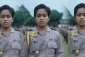 Kisah inspiratif Yulia Tomasoa anak tukang ojek kini berprestasi jadi 