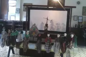 Cari kursus menulis aksara Jawa, di sini tempatnya