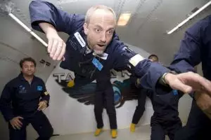 Benda-benda tak terduga yang dikirim ke luar angkasa