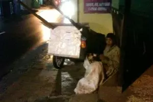 Enggan merepotkan, Mbah Slamet tetap memilih bekerja di usia senja