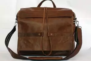 Pernah hampir bangkrut, kini produk kulit Rusdi tembus luar negeri