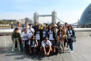 Enam mitos yang salah tentang kuliah di luar negeri