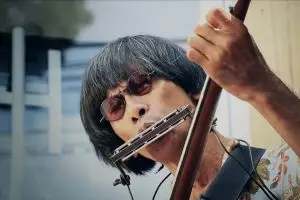 Suka duka Peter Lennon, ngamen 1 jam sampai didamprat penghuni rumah