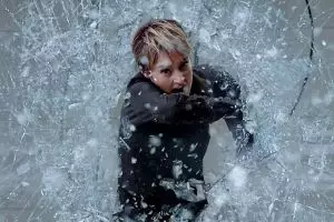 Cara agar kamu jadi cewek pemberani bak Beatrice Prior film Insurgent