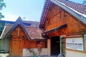 Pertama di dunia, bangunan gereja gunakan batang bambu