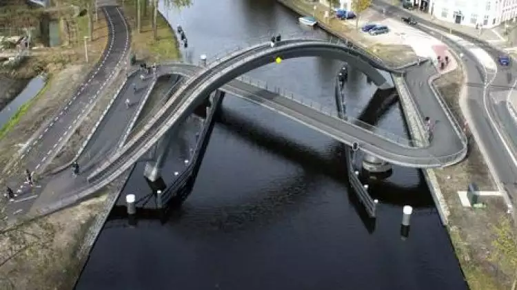 Ini deretan jembatan pejalan kaki paling menakjubkan di dunia