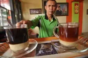 Minum kopi ternyata menjamin kamu jadi lebih bahagia, ini 4 alasannya