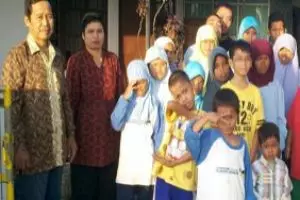 True Story: Tetap semangat ngajar di SLB meski bergaji Rp 3.300/bulan