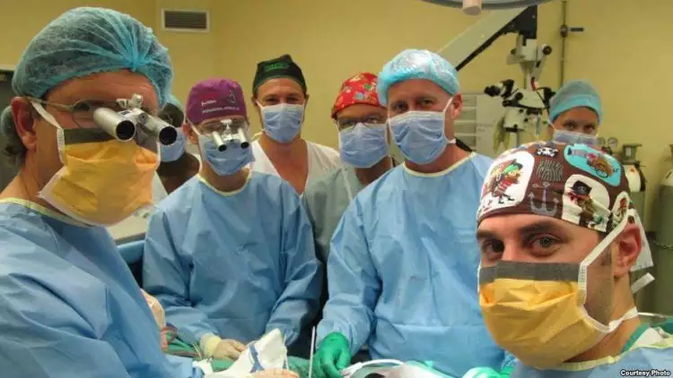 Wow, Transplantasi penis pertama di dunia sukses