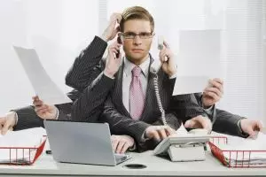 Dampak buruk multitasking, gangguan memori otak