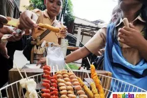 Deretan jajan anak SD ini terindikasi bahan berbahaya