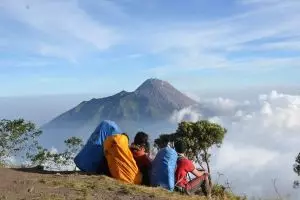 Ini yang harus dipersiapkan untuk pendaki gunung pemula
