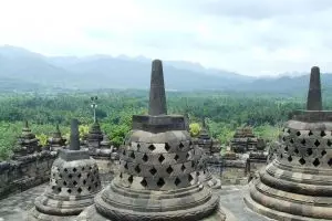 Relief burung mitologi ada di 5 candi Indonesia ini