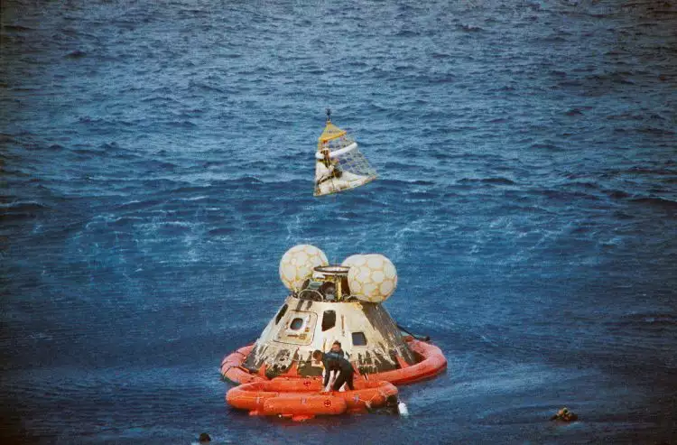 On This Day: 1970, Apollo 13 berhasil mendarat di bumi dengan selamat