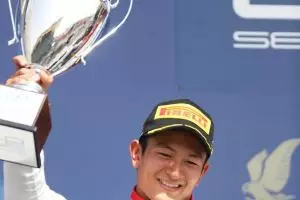 Naik 10 posisi dari urutan start, Rio raih podium kedua, brilio!