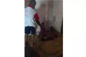 Kisah sedih Mbah Rakiyem, ibu lumpuh dirawat anaknya berumur 60 tahun