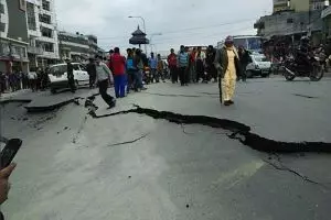 Gempa 7,4 SR guncang Nepal