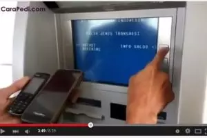 VIDEO: Cara penipu hipnotis korbannya agar kirim uang lewat ATM