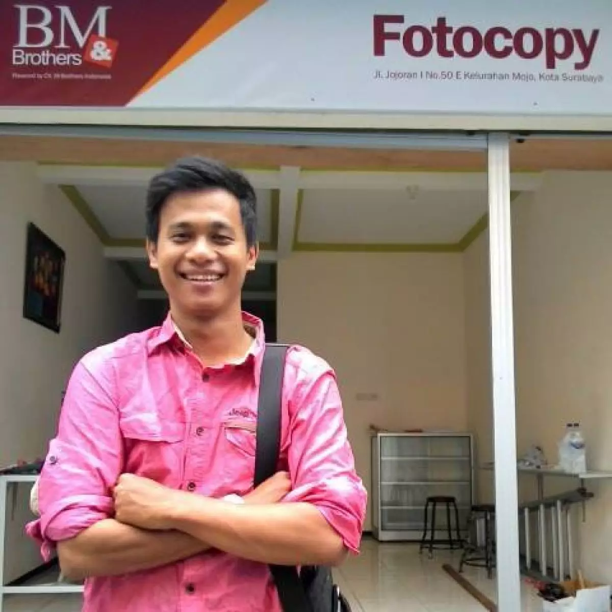 Fachri, anak pembantu yang lulus kuliah dengan jadi kurir fotokopi