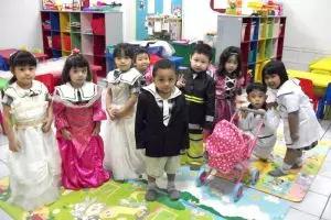 Ini penjelasan kenapa anak tidak seharusnya diajari calistung saat TK