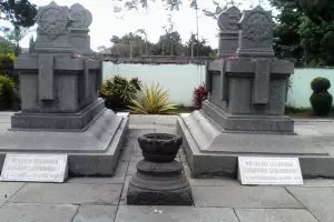 Bukan di makam pahlawan, di sini Bapak Pendidikan Nasional dikebumikan