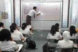 Ini 5 alasan kenapa kamu perlu belajar di lembaga bimbingan belajar