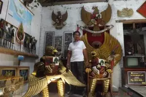 Nanang, kolektor ratusan Garuda, punya Garuda unik kepala menoleh kiri