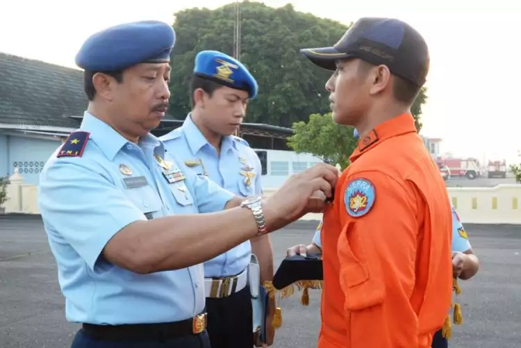 Ini tradisi sakral kelulusan pendidikan pilot pesawat tempur TNI AU