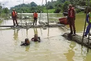 Kisah Affendi menyusuri sungai dari malam sampai subuh mencari anaknya