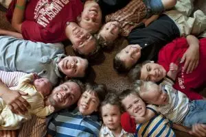 Fenomena langka, pasangan ini miliki 13 anak laki-laki