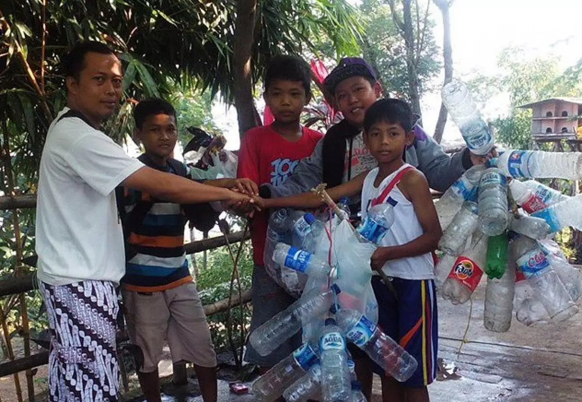 Buang sampah di gunung ini kamu bakal didenda Rp 50.000