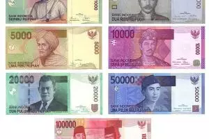 Uang kertas milikmu itu tidak dibuat dari kertas, lalu dari apa dong?