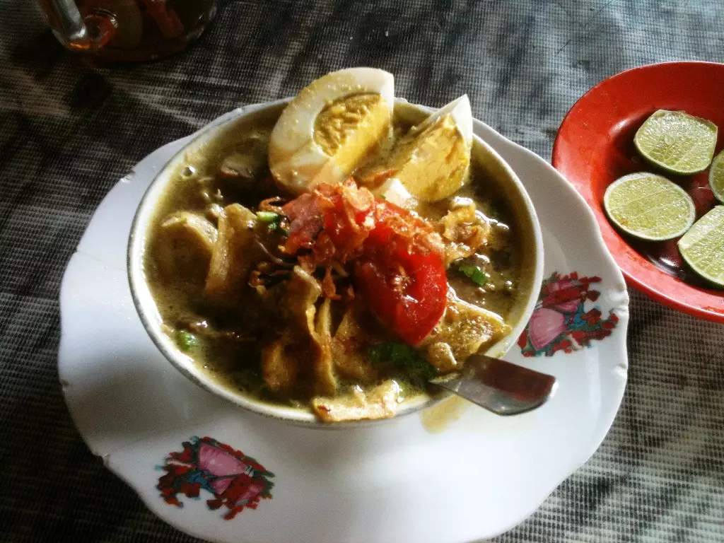 Soto Djiancuk, kenikmatan di balik bumbu rahasia turun temurun