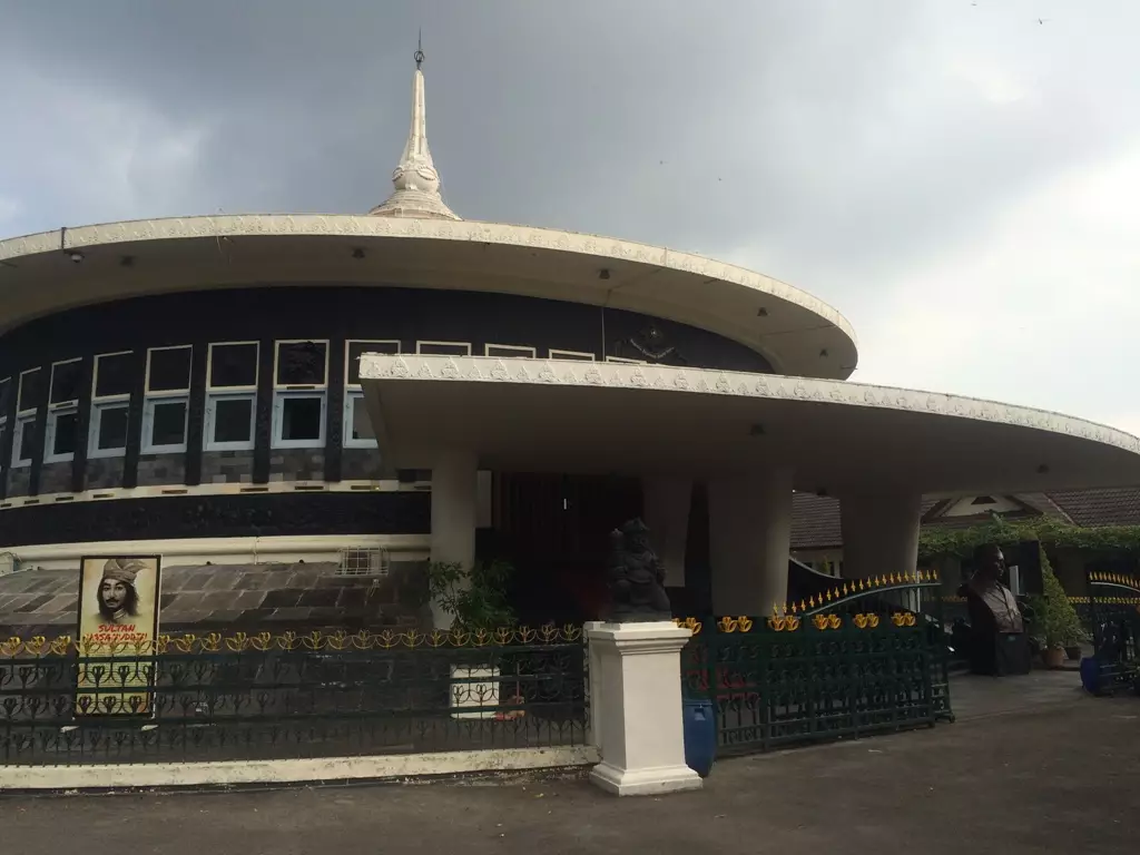 Saking sepinya, museum ini kalah terkenal dari penjual bakmi