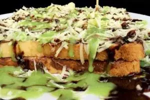 Di tangan anak muda ini, cendol dibikin saus & dinikmati dengan roti