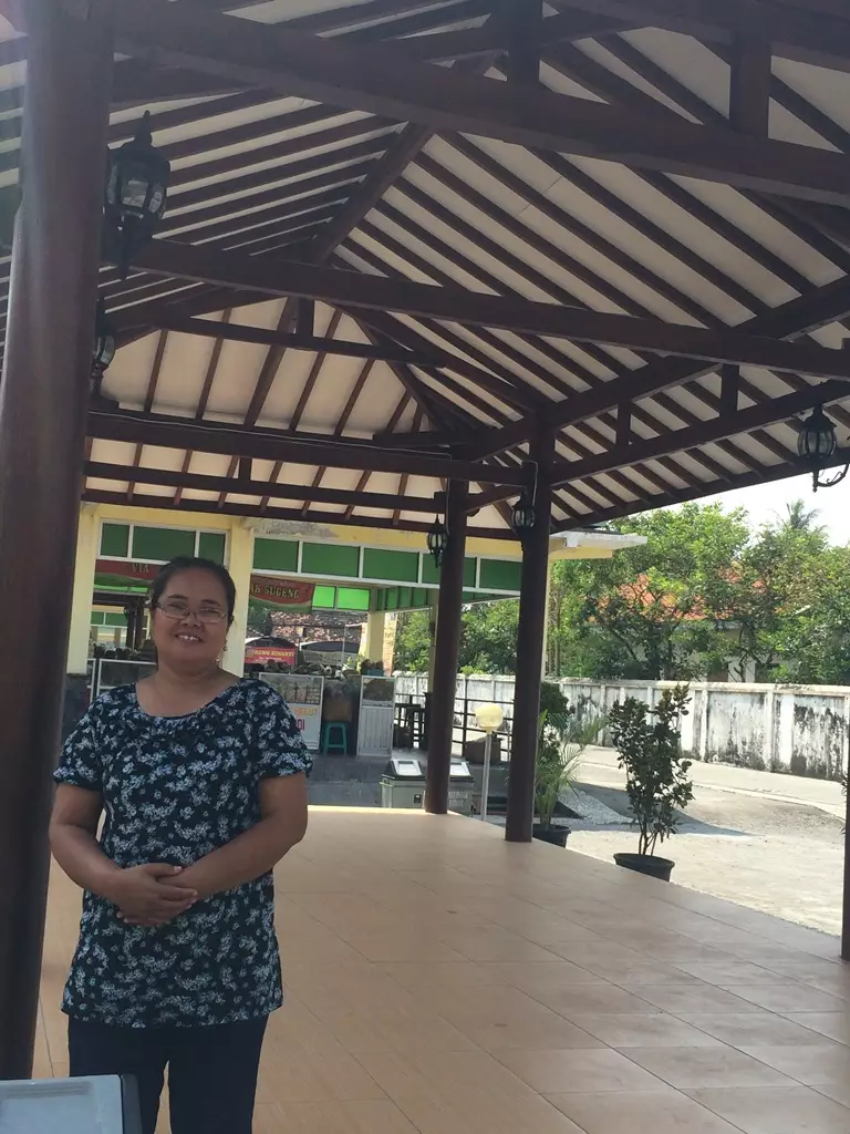 Kisah Atin, dari karyawan bangunan kemudian juara festival belut